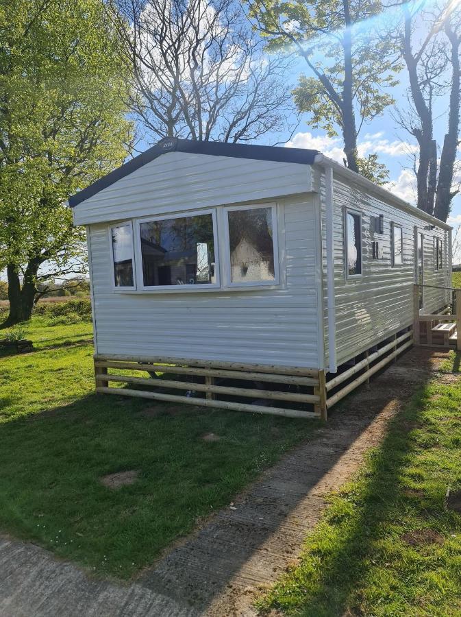 Blackmoor Farm - Caravan 6 Lejlighed Ludchurch Eksteriør billede